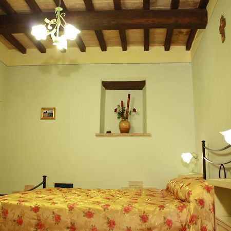 Agriturismo Il Girasole Montefalco Exterior foto