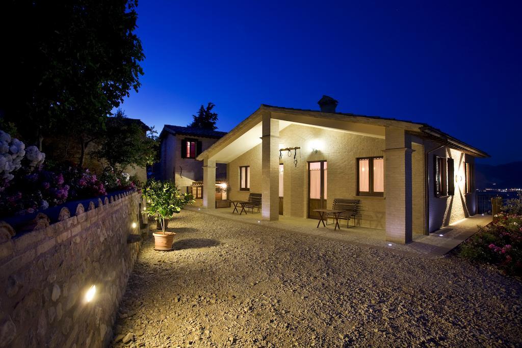 Agriturismo Il Girasole Montefalco Exterior foto