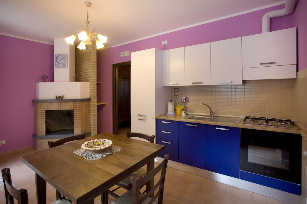 Agriturismo Il Girasole Montefalco Zimmer foto